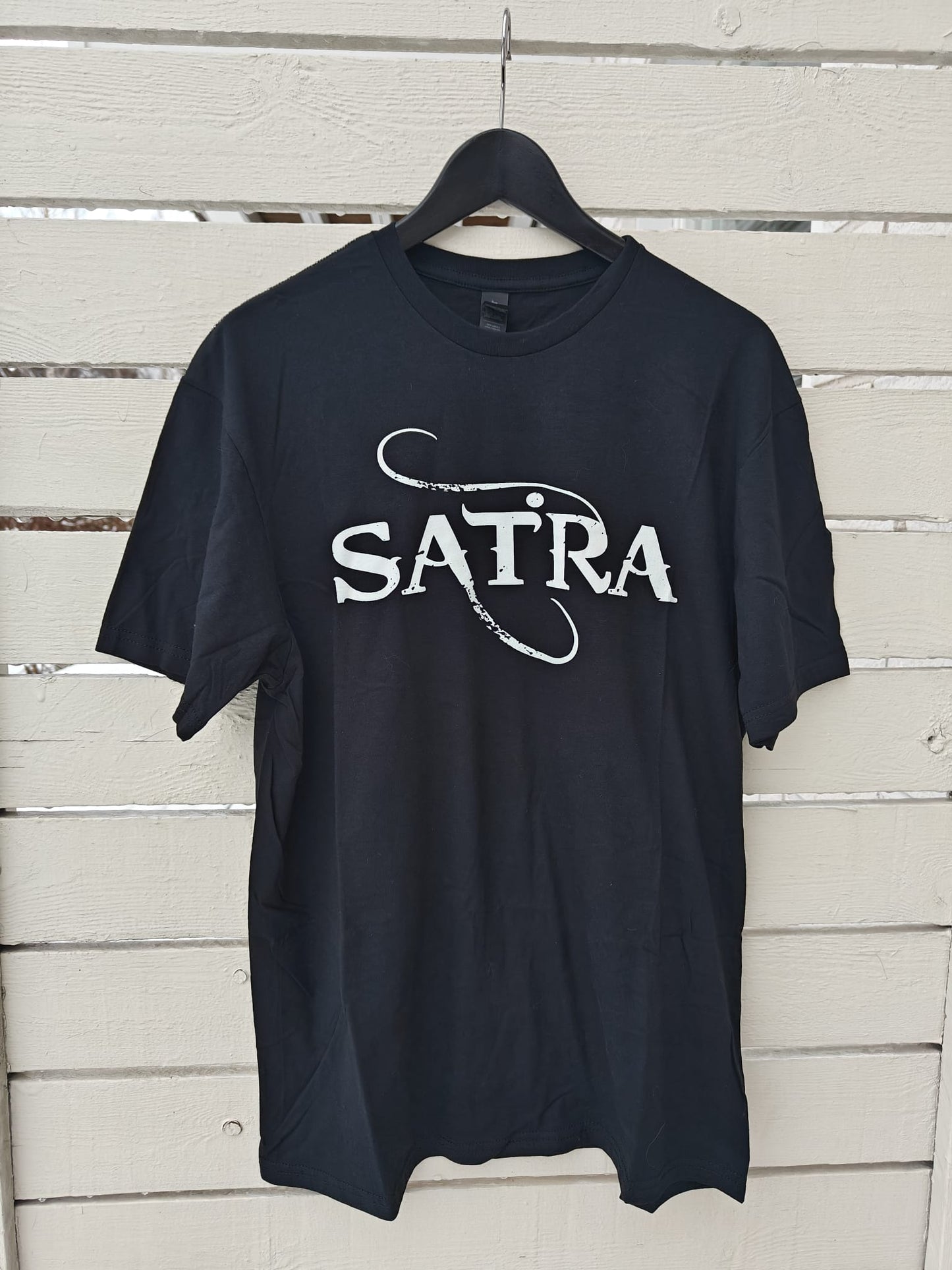 Satra white logo t-shirt